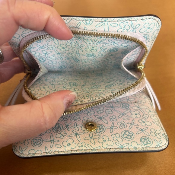 Rare Compact Louis Vuitton Pink Blue Floral Wallet 🌸 - Picture 3 of 13